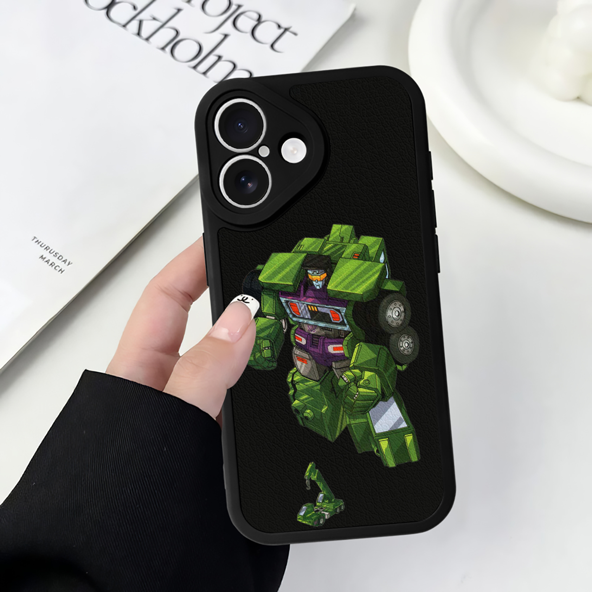 （画像用）  【iPhone 16シリーズ対応】シリコンスマホケース（レザー調） 材質：シリコン